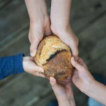 Cras ornare augue et porttitor viverra.